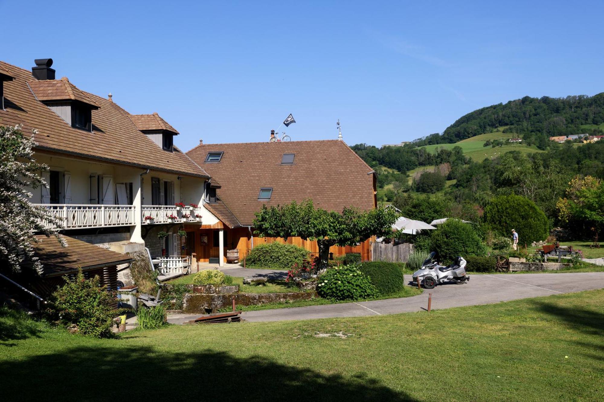Maison D'Hotes & Spa La Scierie Salins-les-Bains Luaran gambar